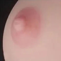 ピンク